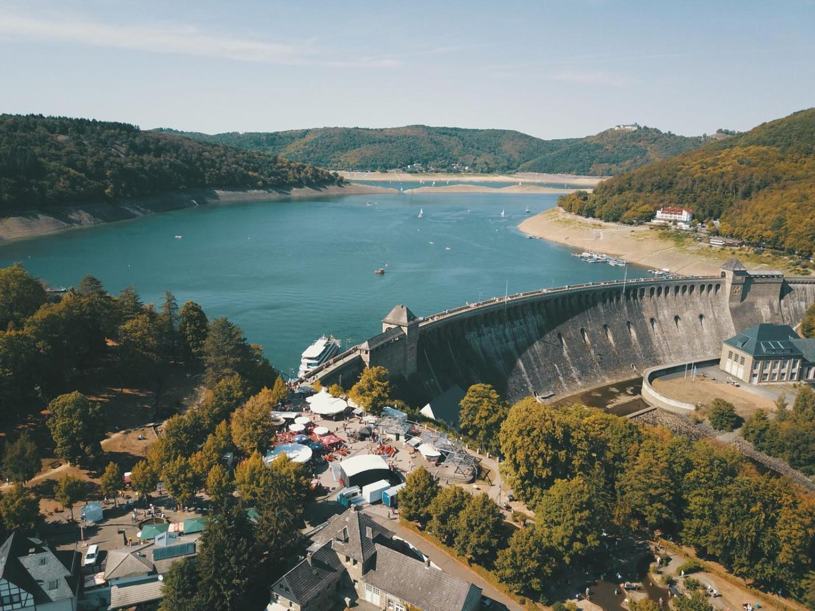 Ferienhaus Schoene Aussicht Ferienwohnung Rot Hemfurth-Edersee Buitenkant foto