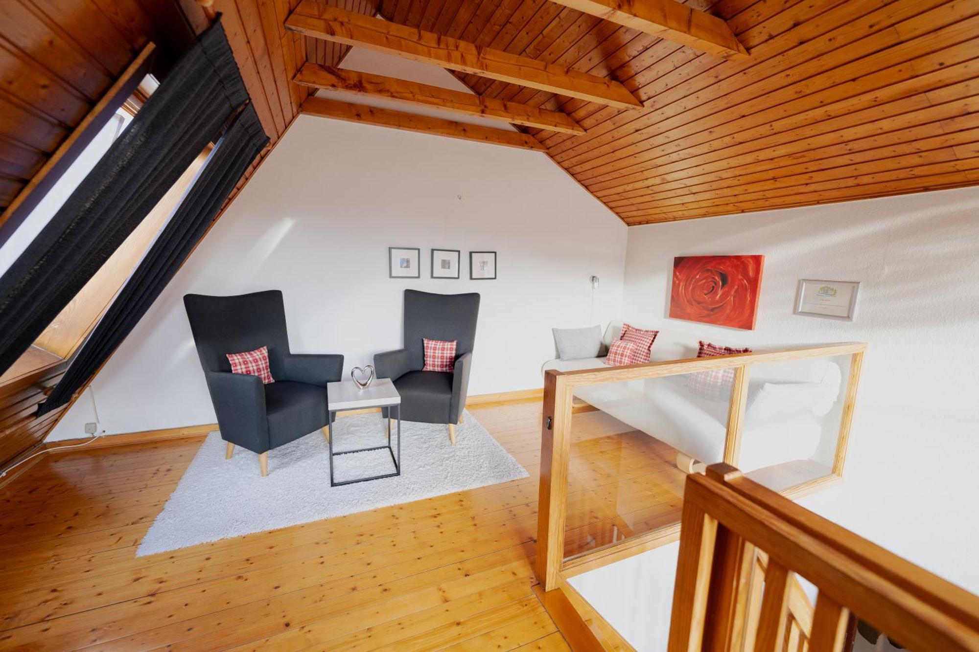Ferienhaus Schoene Aussicht Ferienwohnung Rot Hemfurth-Edersee Buitenkant foto